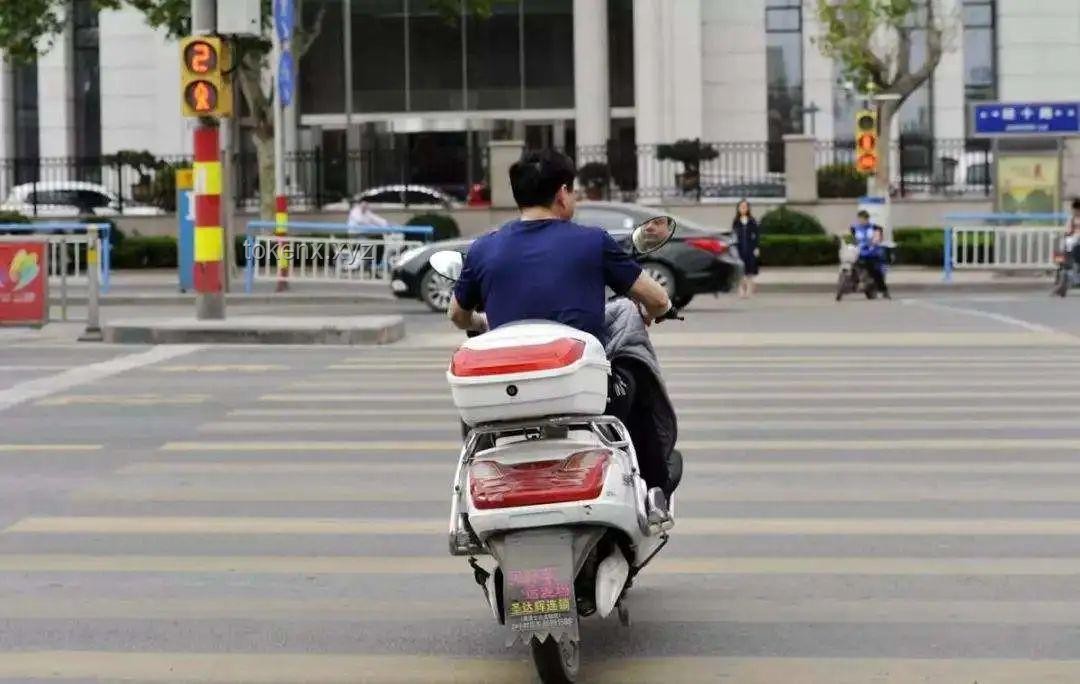 6月新规下电动车“3禁5罚”，交通管理新趋势